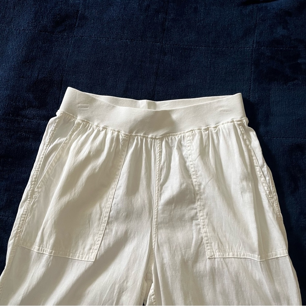 Faherty White Linen Joggers - Picture 8 of 14
